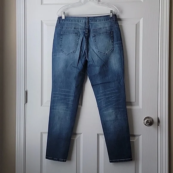 Who What Wear, size 8, blue, 99% cotton 1% spanx - Picture 2 of 6